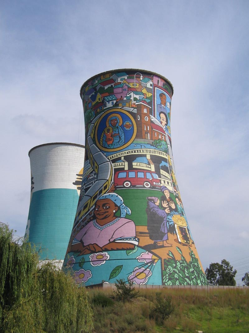 http://www.jujuwebdesign.com/photos/SouthAfrica/Soweto/images/cooling_tower.jpg